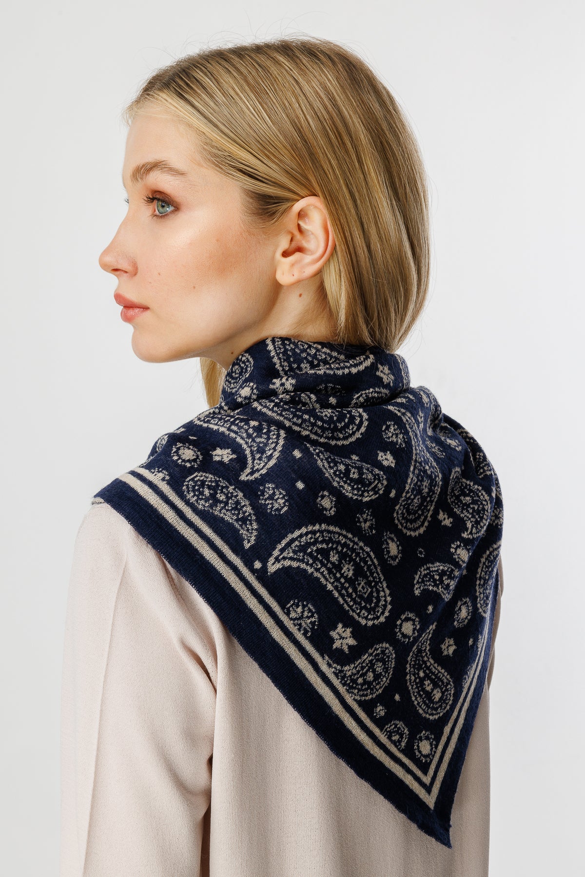 PATARA SQUARE FOULARD NAVY-BEIGE