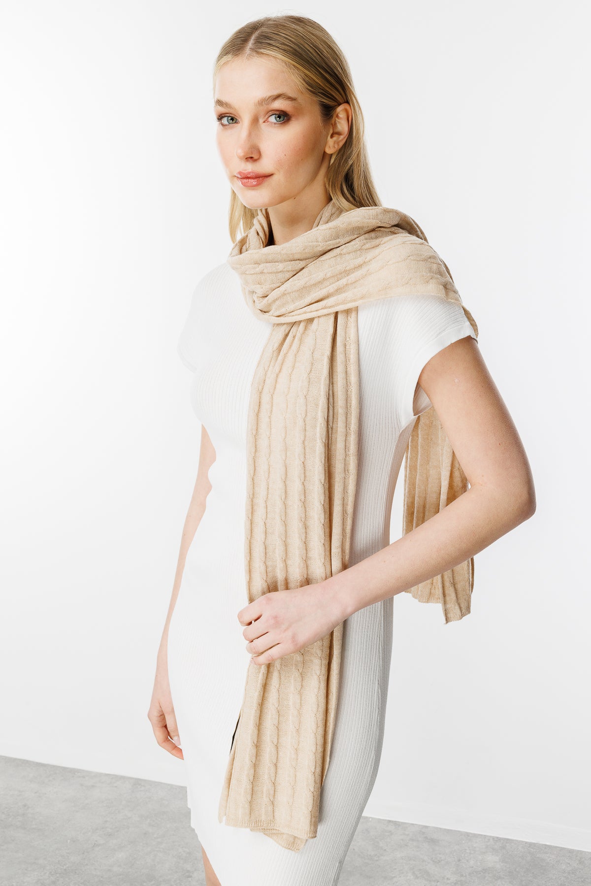 MYRA SCARF BEIGE