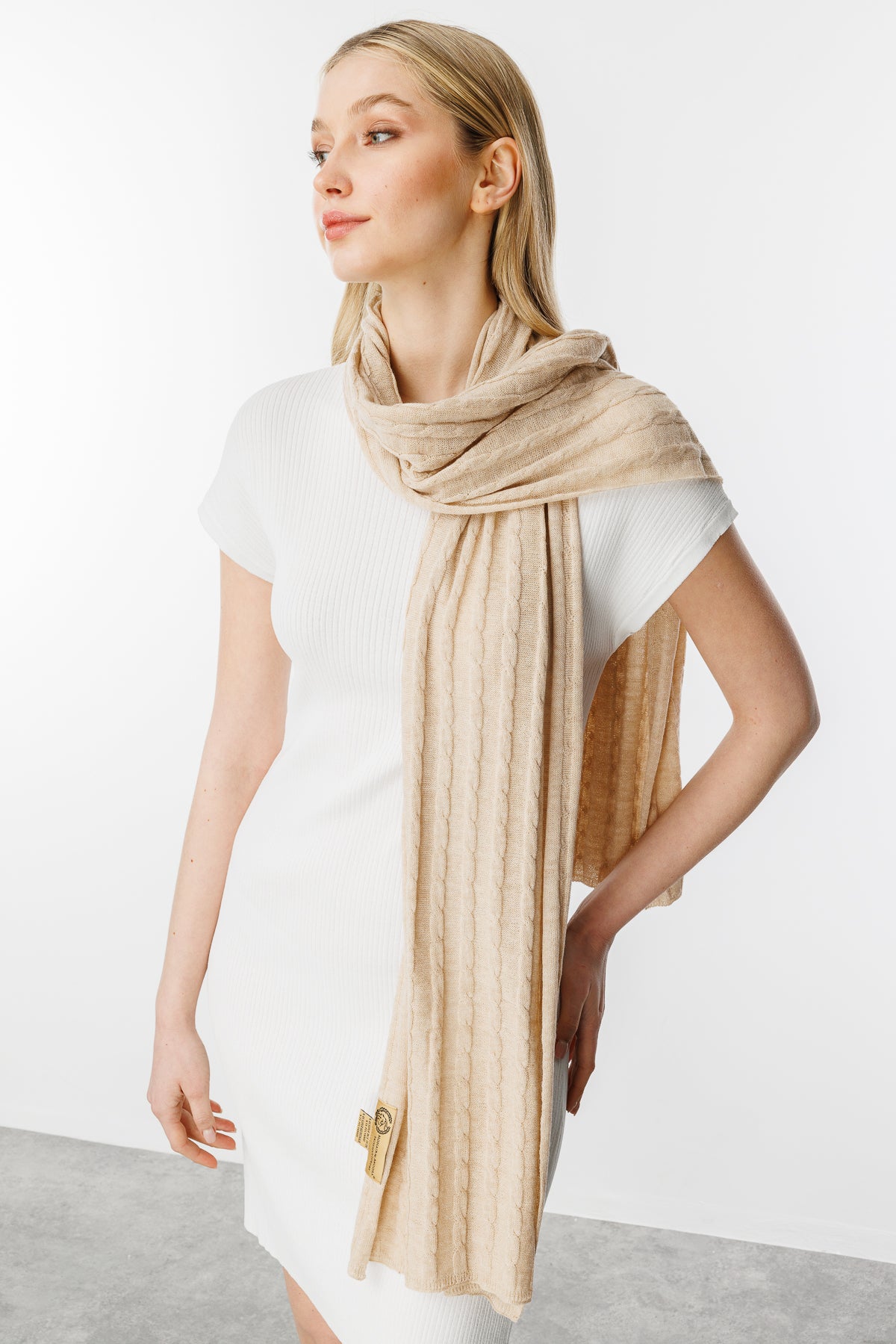 MYRA SCARF BEIGE