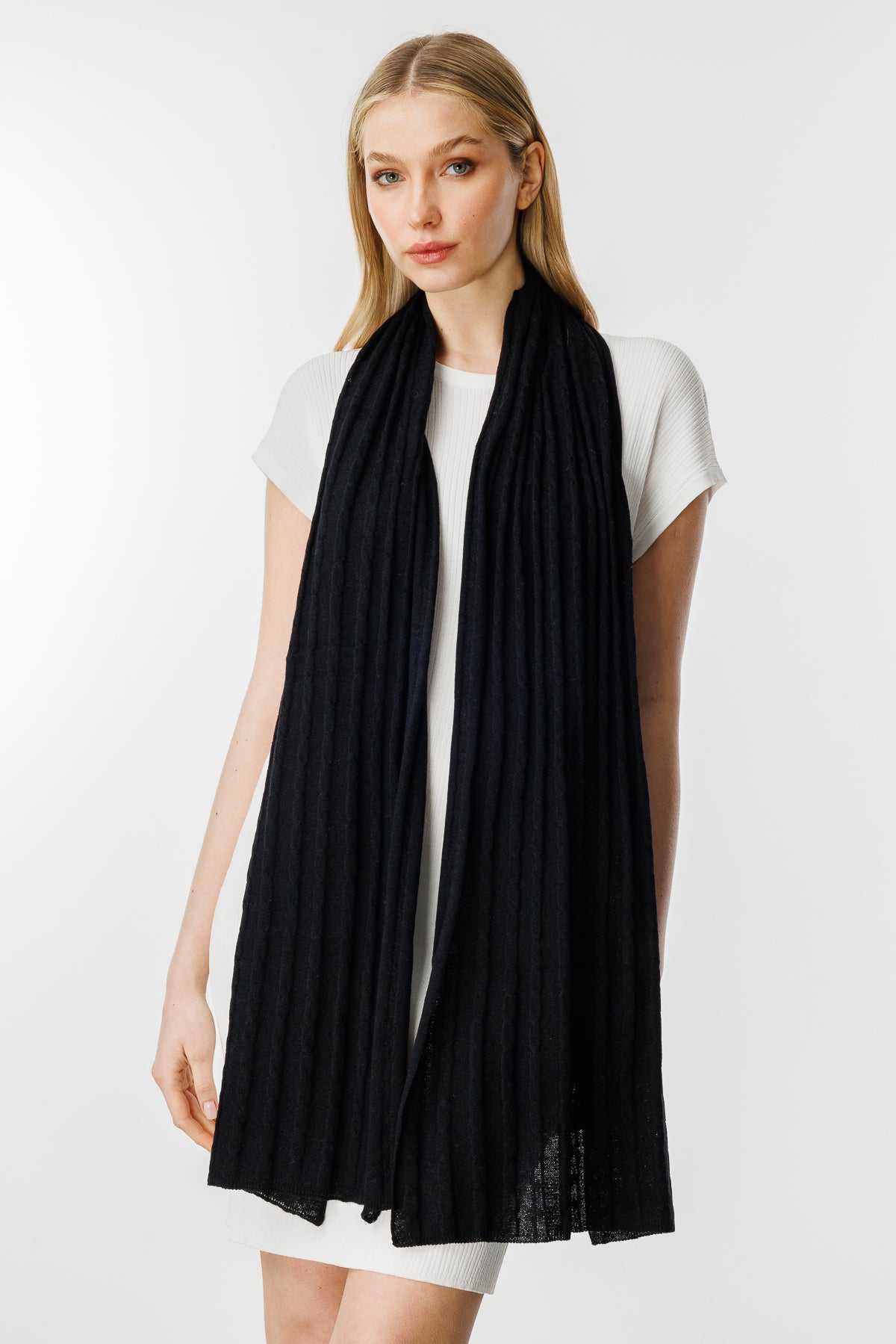 MYRA SCARF BLACK