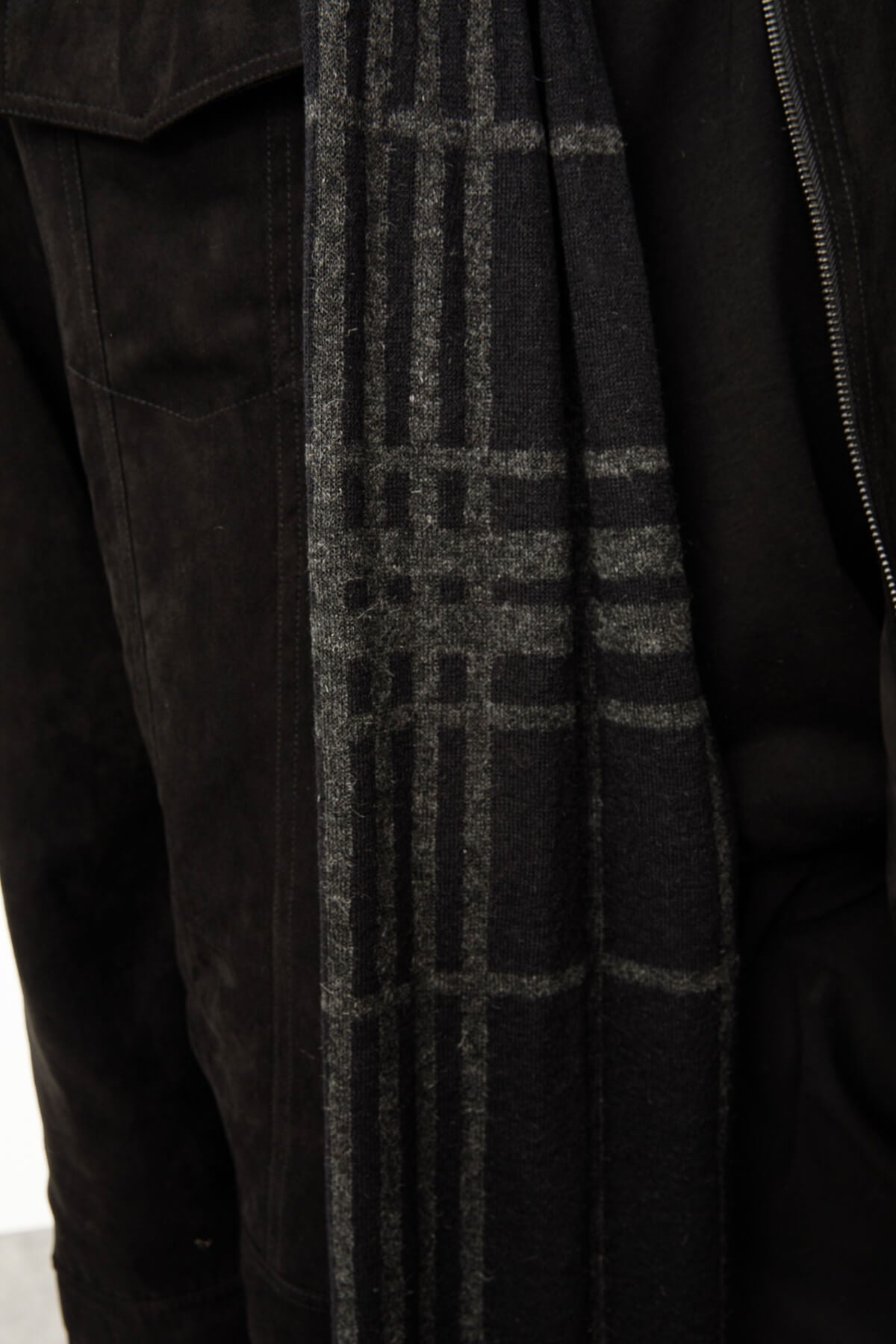 MEN GALATIA SCARF BLACK-GREY